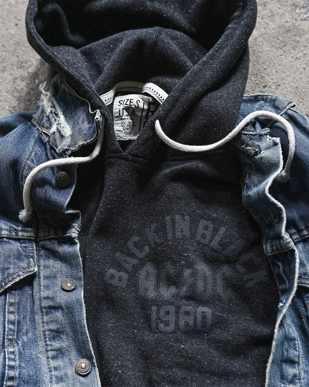 AC/DC Back in Black '80 Black PO Hoody